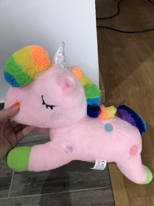 Vendo Peluche cão IKEA e peluche unicórnio