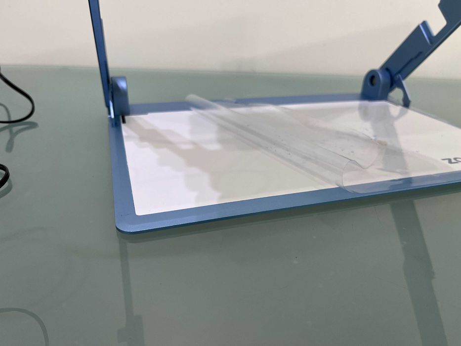 Ampliador digital com voz p/ pessoas com baixa visão ZOOMAX snow 12