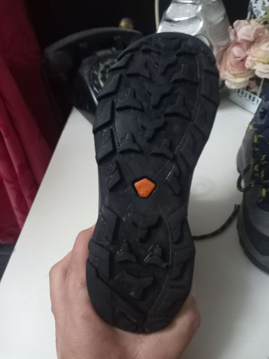 Botas criança de caminhada impermeáveis