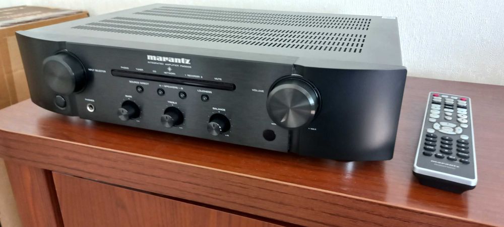 Wzmacniacz zintegrowany Marantz PM5005 czarny