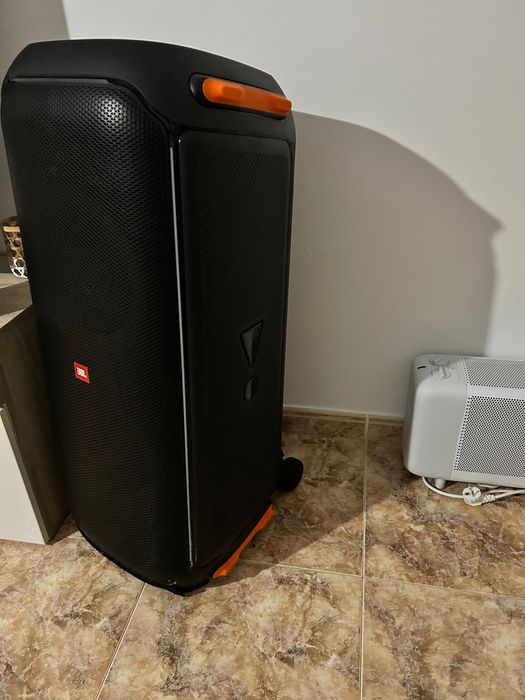 Vendo JBL party box 710