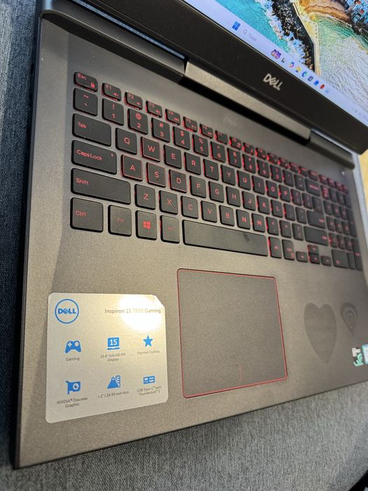 Dell 7577 Gtx 1060 i7 7700