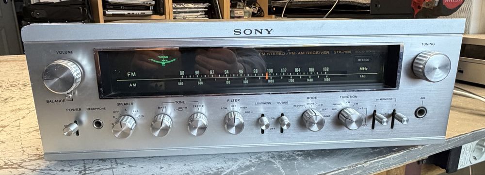 Sony  str-7055 wzmacniacz stereo vintage
