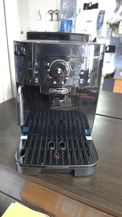 Кавомашина Delоnghi