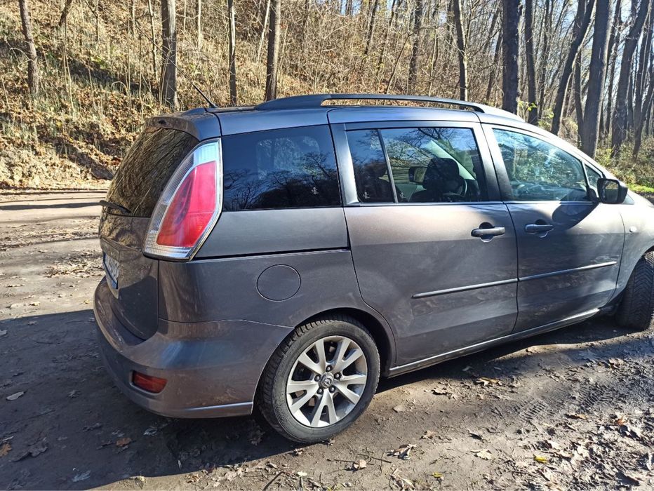 Авто Мазда 5  2007 рік
