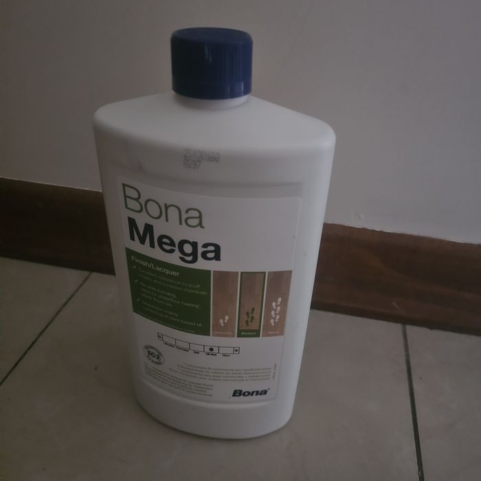 Bona Mega półmat lakier