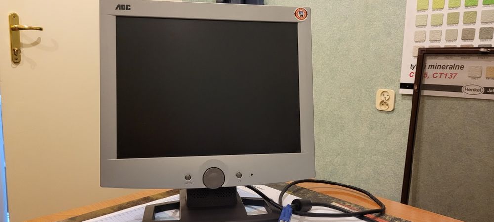 Monitor AOC 15 "