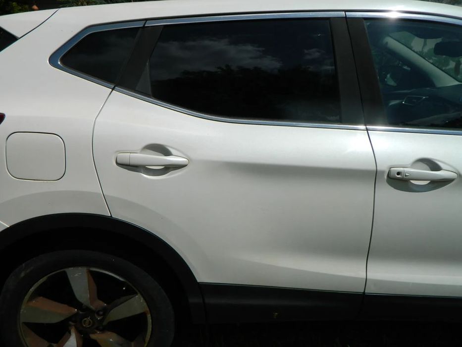 nissan qashqai j11 qab na części oryginalny lakier