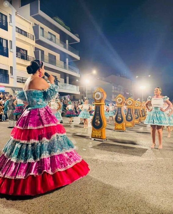 Marchas Populares trajes