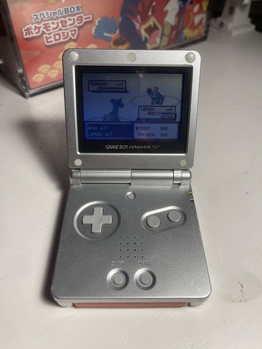 Gameboy Advance SP 001