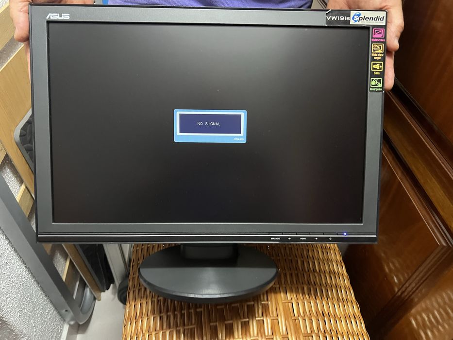 Monitor PC Asus