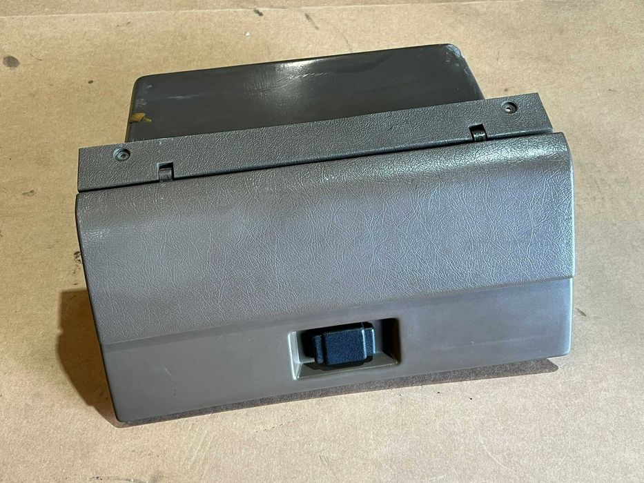 Porta Luvas OPEL CORSA A