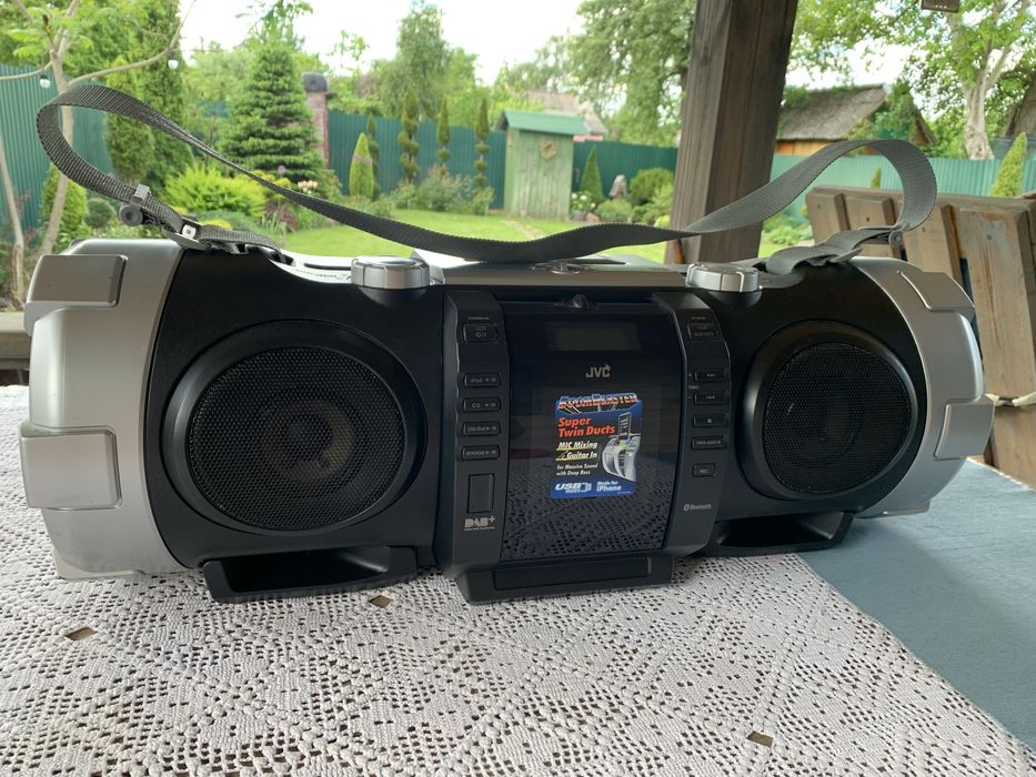Бумбокс JVC RV- NB100 B