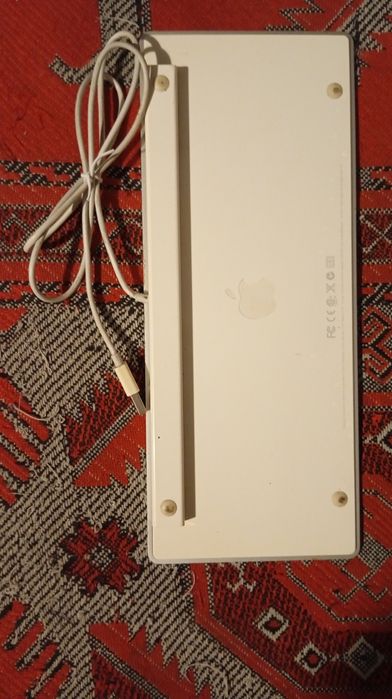 Клавіатура Apple A1242 ( Вживана )