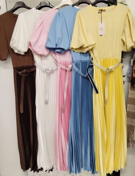 Sukienka elegancka plisowana r.uni