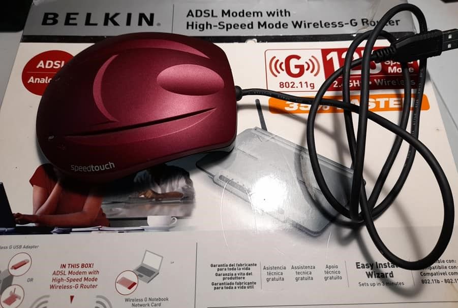 Modem Router BELKIN como novo64585473129217123