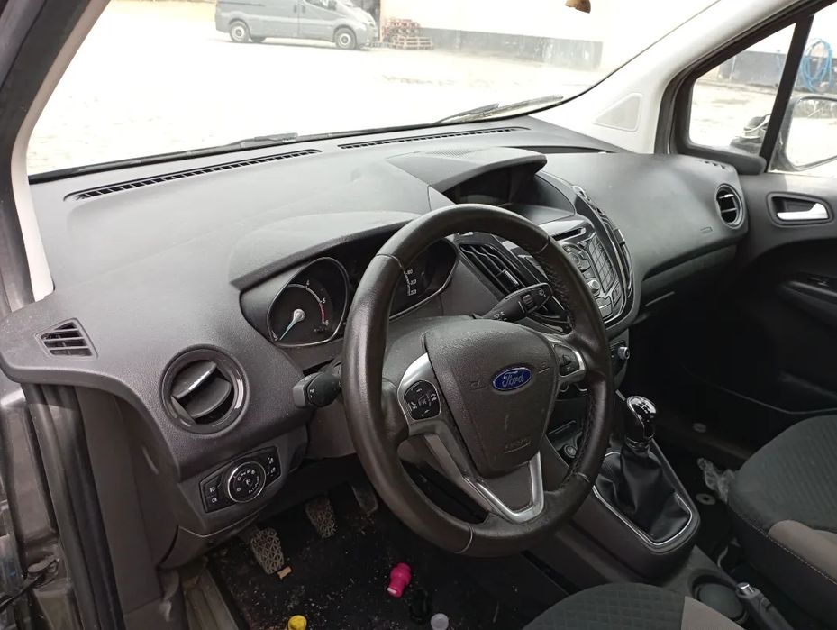 Ford Tourneo Courier1.5 Tdci 2017 para Peças
