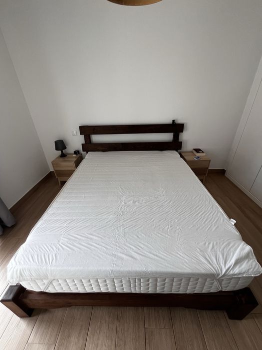 Cama de Madeira maciça