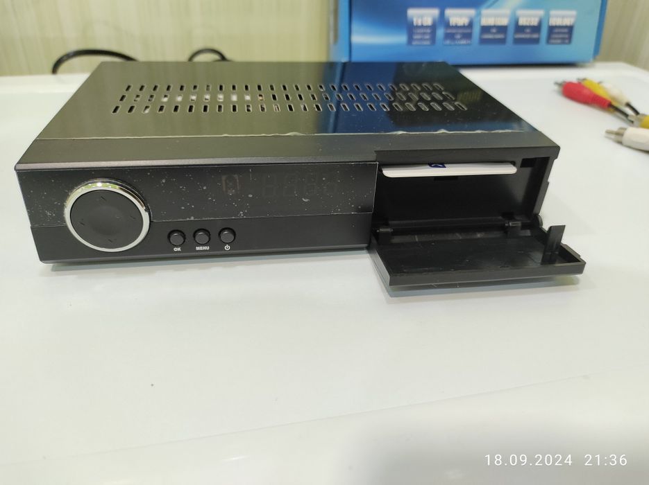 Супутниковий ресивер Technosat 4060CX