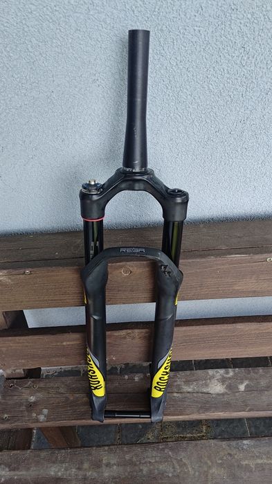 Rock Shox Reba 29 100mm fi15x100 tlumik SID z gate.