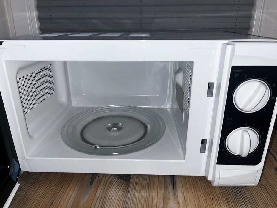 Kuchenka mikrofalowa Amica