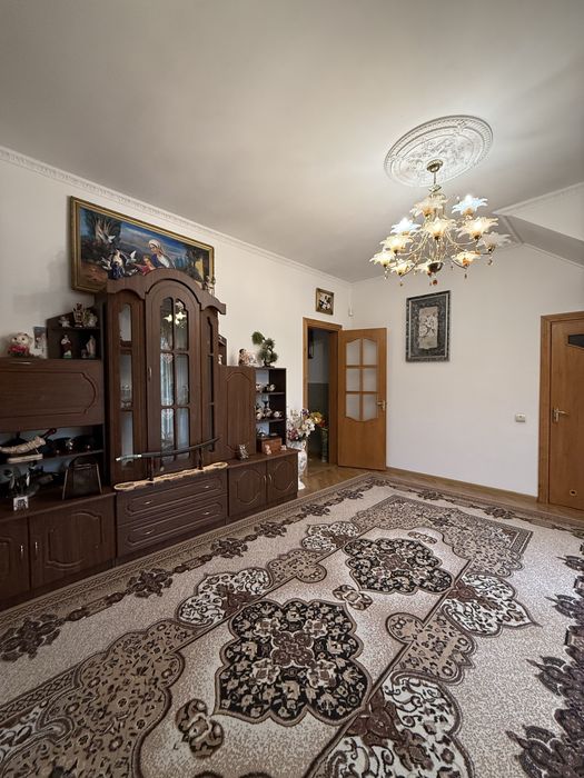 Оренда будинку Винники, 300м.2, вул.Білозіра, ділянка 12 сот.,1000$+КП