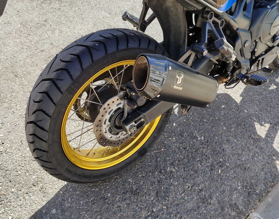 Honda Transalp (+ €2000 extras)
