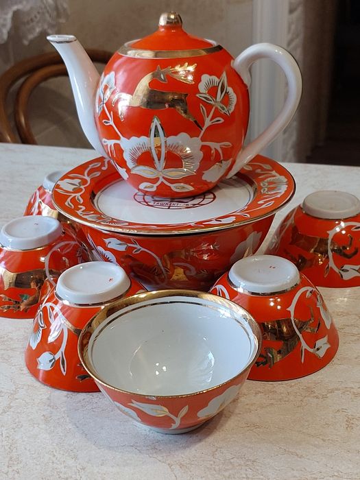 Продам     сервиз.