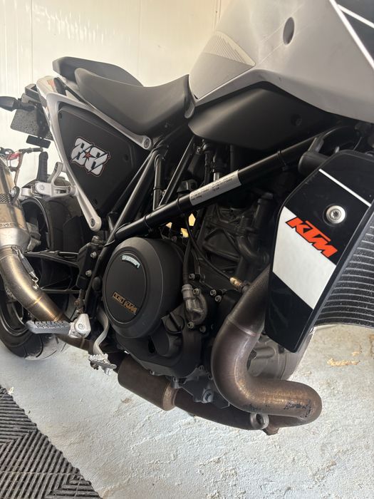 KTM DUKE 690 ABS Akrapovic
