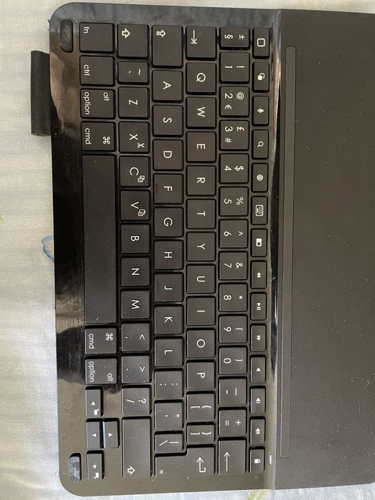 Клавиатурный чехол для ipad air