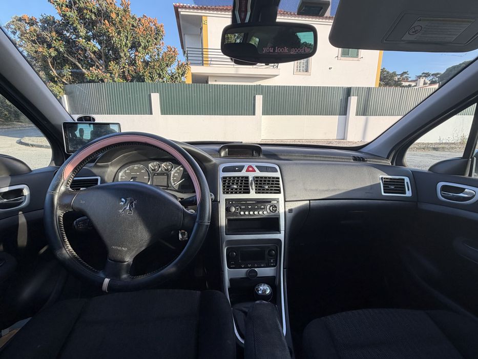 Peugeot 307 SW 7 Lugares – Económico e Espaçoso
