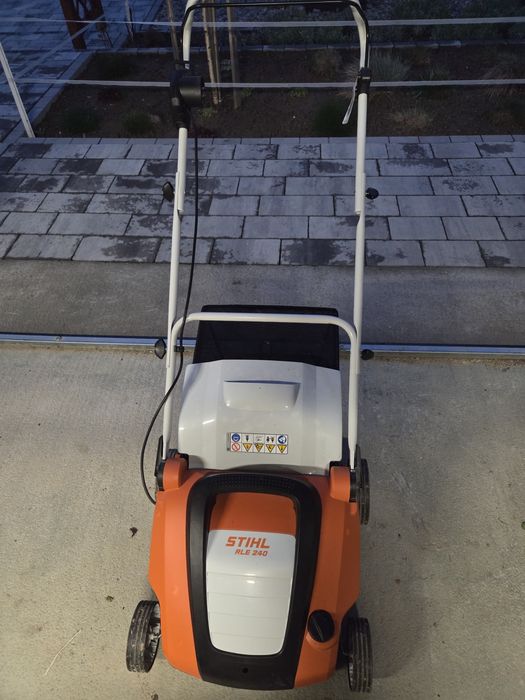 STIHL Wertykulator elektryczny RLE 240