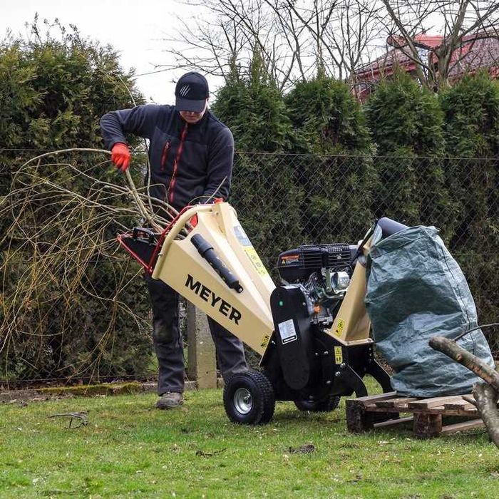 Новий садовий подрібнювач MEYER R10SL (Ø гілок до 100 мм) измельчитель