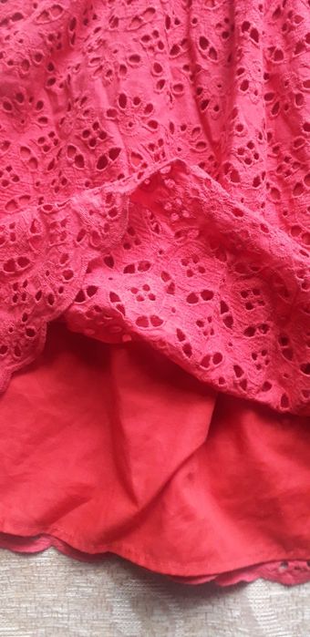 Czerwona sukienka Reserved 44