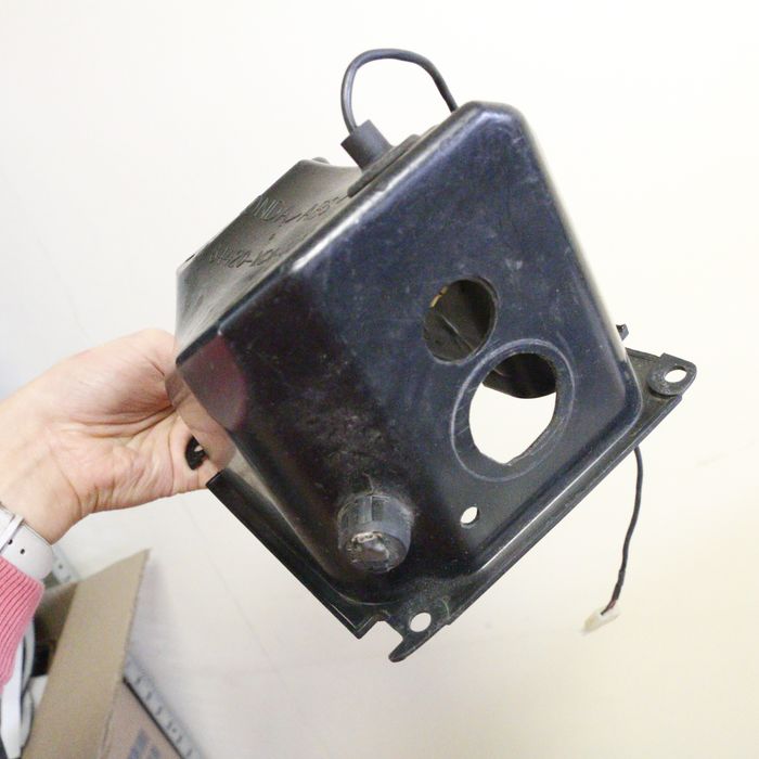 6533 Schowek przedni Lewy kokpit (01-05) Honda Goldwing GL1800