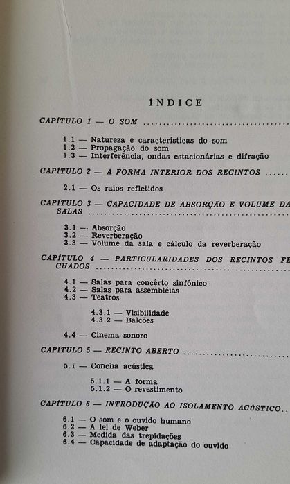 Arq.- Acústica aplicada à arquitetura Por Benjamin de A. Carvalho