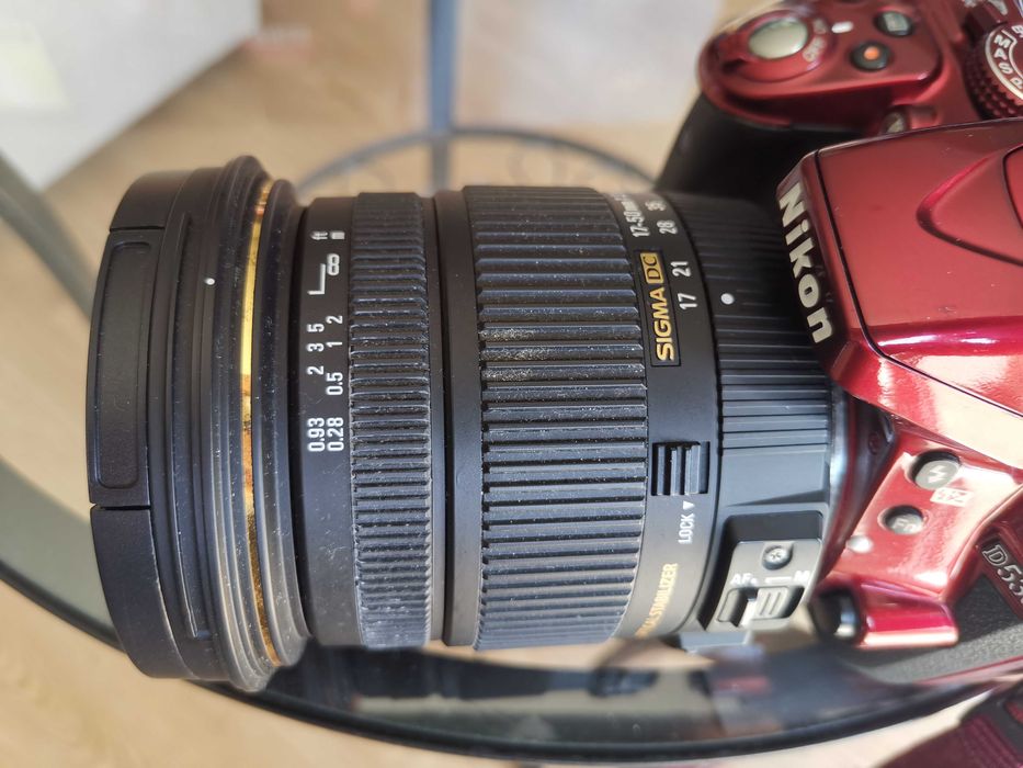 Nikon D5300 + Sigma 17-50 2.8 DC Ex HSM + Saco Lowepro e acessórios