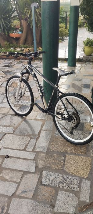 Bicicleta BH peak 26 ML com afazeres