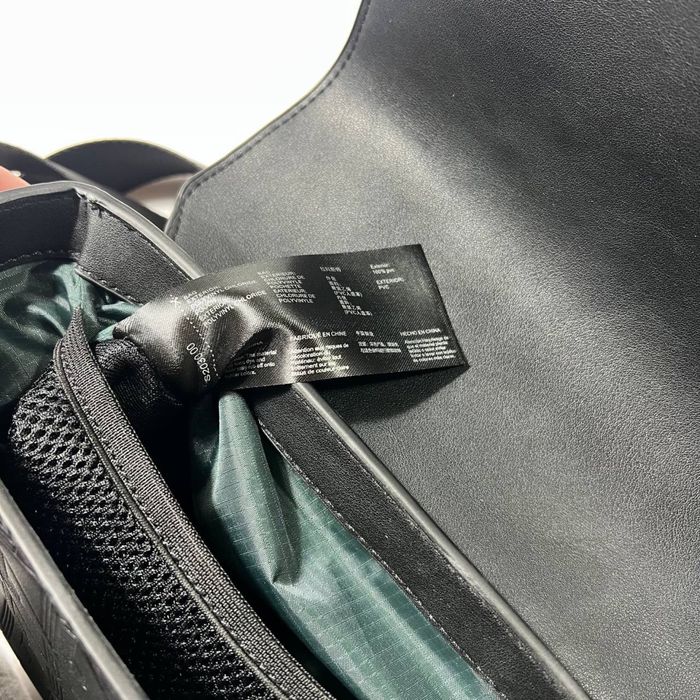 Сумка Lacoste Monogram месенджер через плече сумка лакост крокодил монограмна