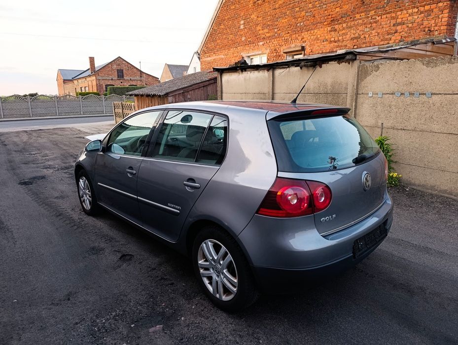 Drzwi Lewa Strona Golf V LA7T