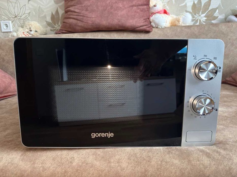 Мікрохвильова піч (НВЧ) Gorenje MO 17 E1S (нова)