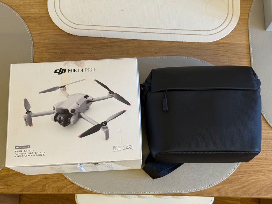 Dron DJI mini 4 PRO Fly More Combo