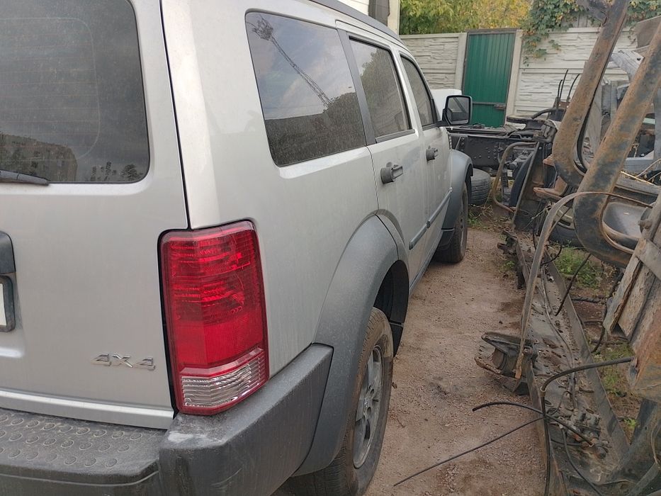 dodge nitro -    - OLXua