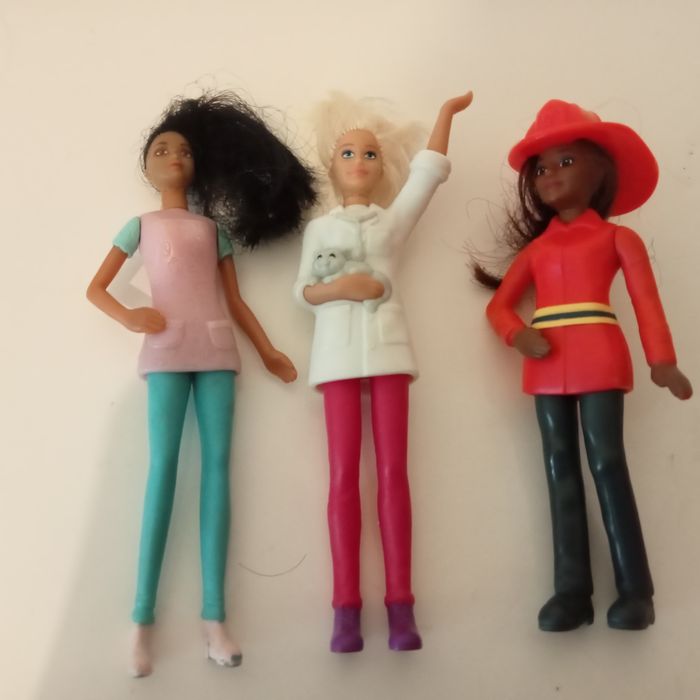 Coleção de Barbies McDonald's e Burguer King