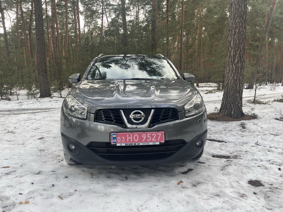 NISSAN Qashqai 2012