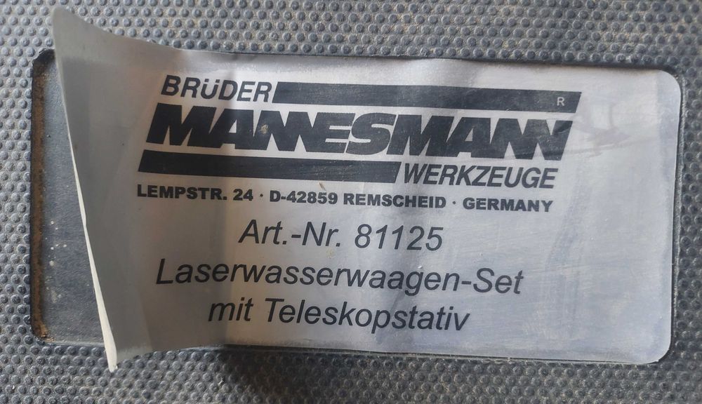 Nível Laser com Tripé Telescópico Brüder Mannesmann 81125 + Mala