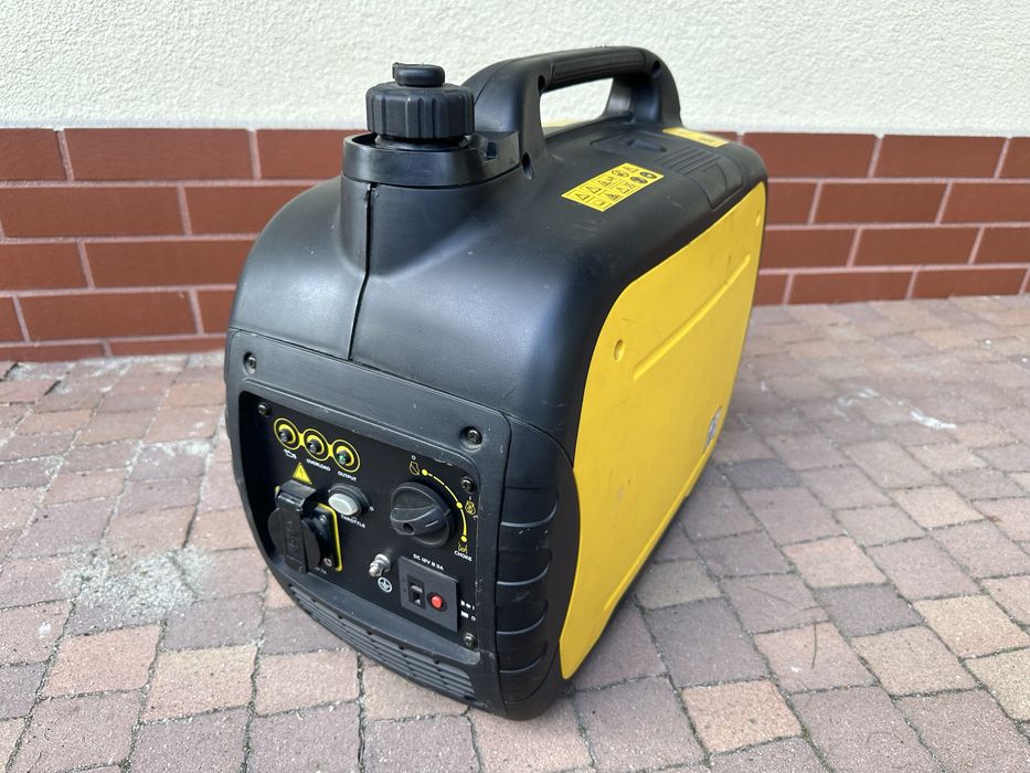 STANLEY SIG 2000 Silent – Cichy agregat  inwerterowy walizkowy 2kW / 1.6kW