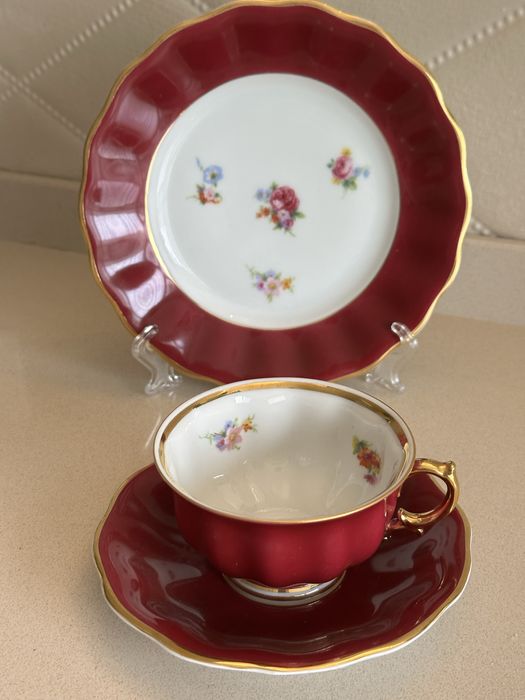 Продажа троек чайных . Германия, Фюстенберг.