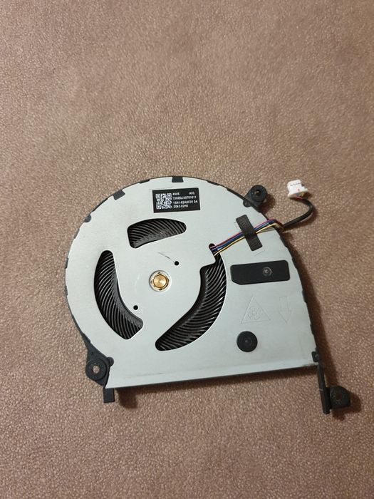 кулер для ноутбука Asus UX534FTC-AB311T