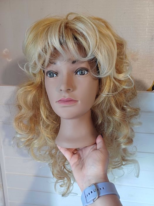 Довга хвиляста перука парик омбре світлий русий блонд